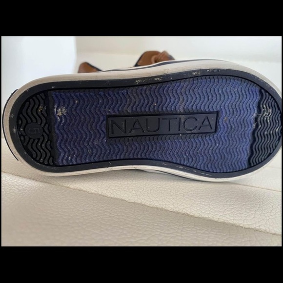 Nautica Toddler shoes. Size 5 - Picture 4 of 5